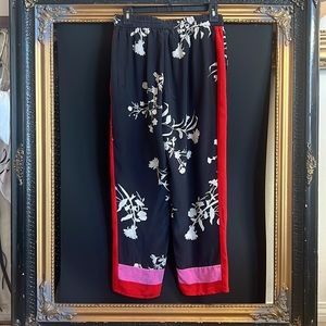 Joie 100% silk patterned  floral pant